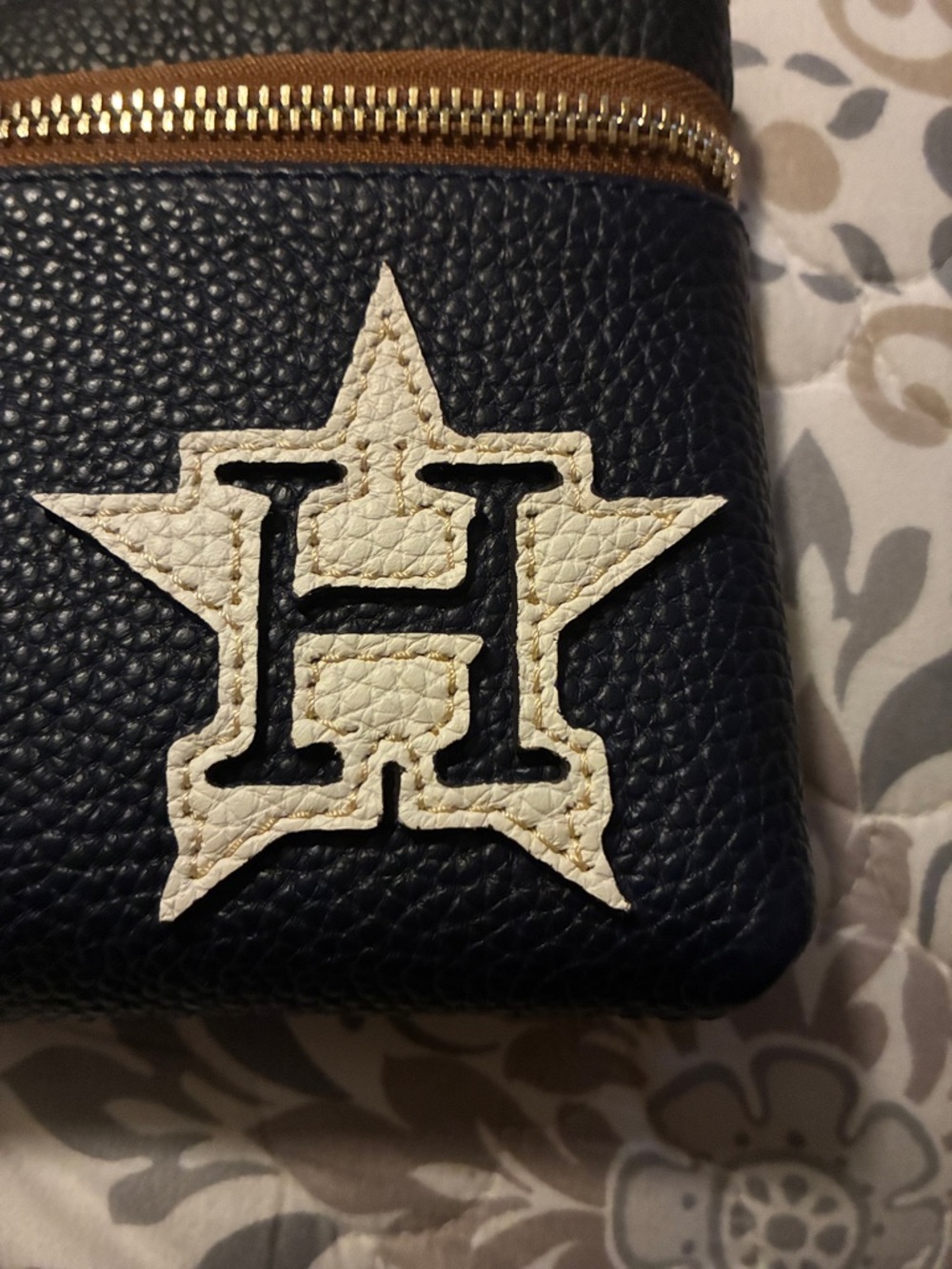 Dooney & Bourke Navy Leather Wristlet with Cream Star H Patch - Picture 3 of 5